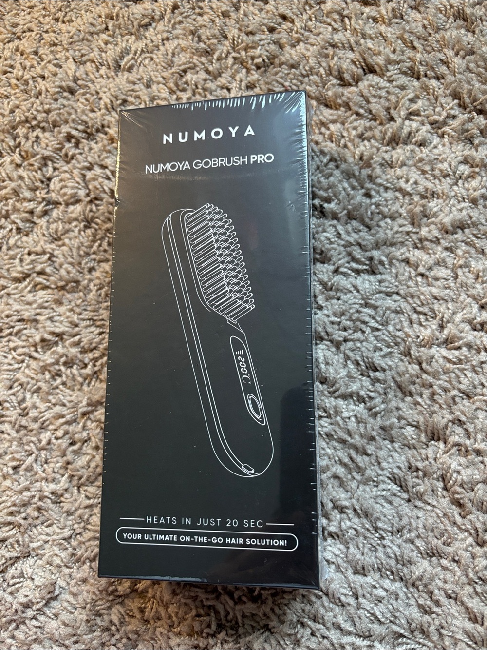 Numoya GoBrush Pro Heated Hair Brush — white